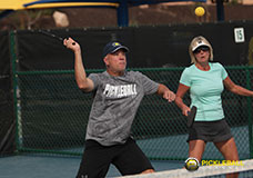 mixed-doubles-pickleball-huntsman-pbc